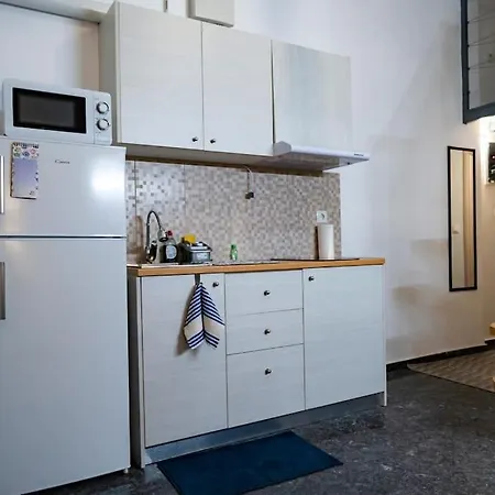 Apartment Loftliving 1 By αττικο νοσοκομειο *